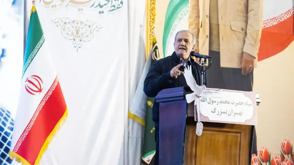 Το γράμμα προς τους Αμερικανούς και η διπλή γλώσσα του καθεστώτος: γιατί το μήνυμα Πεζεσκιάν δεν αντέχει απέναντι στα ίδια τα γεγονότα